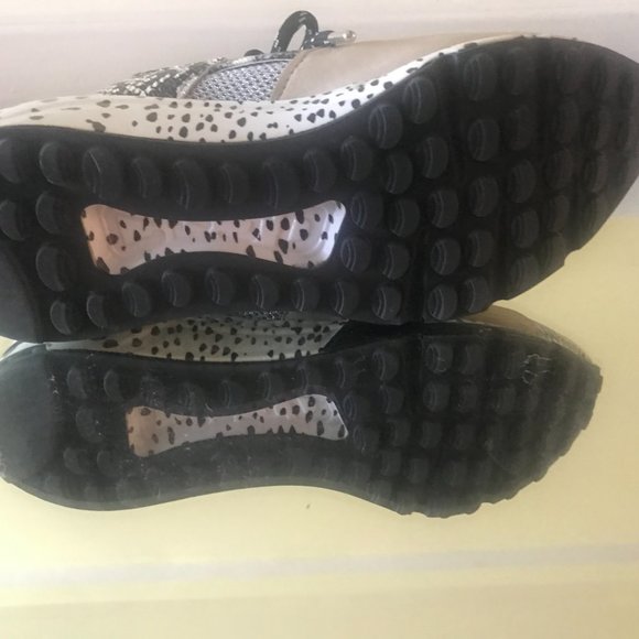 Steve Madden Sporty Cliff Sneaker - Picture 6 of 7